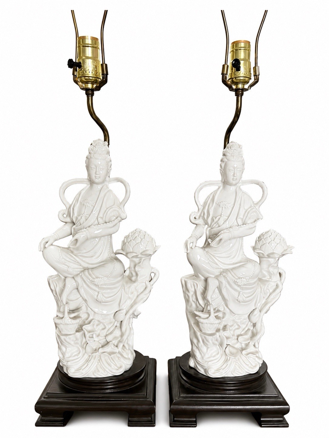 Pair Of Vintage All White Blanc De Chine Figural Asian Lamps Guan Kuan Yin