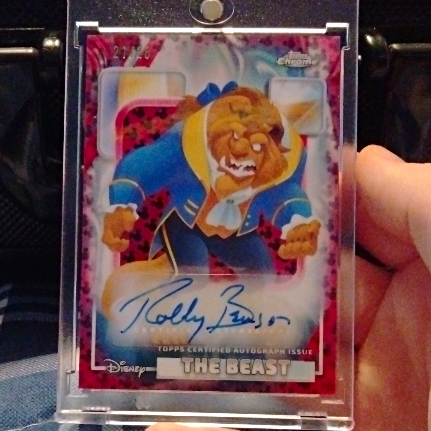 2026 Topps Chrome Disney THE BEAST AUTO ROBBY BENSON /28 MICKEY RED BLACK