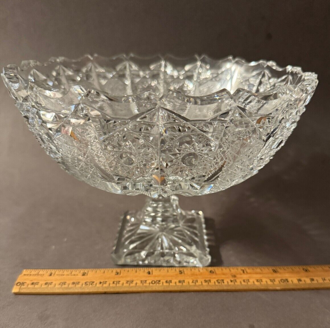 BRILLIANT GLASS STAR SCALLOPED EDGE PEDESTAL CENTERPIECE COMPOTE FRUIT BOWL VTG