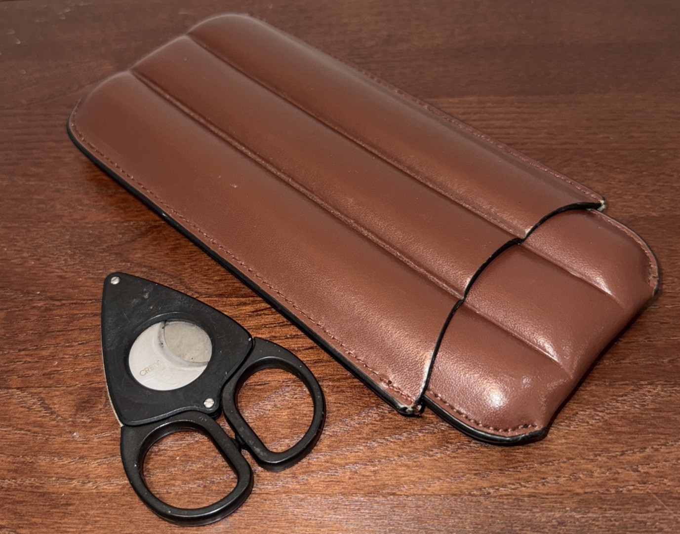 Brown Leather 3 Finger Cigar Case Holder With Credo Cigar Cutter