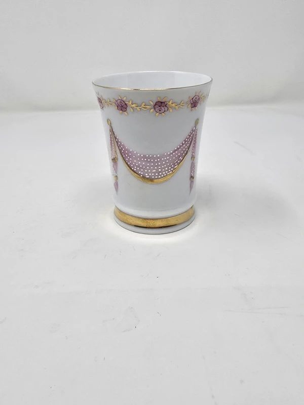 Vintage Hand-Painted Porcelain Beaker Tumbler Pink Floral Rose Garland Draped S Vintage Hand-Painted Porcelain Beaker Tumbler Pink Floral Rose Garland Draped S