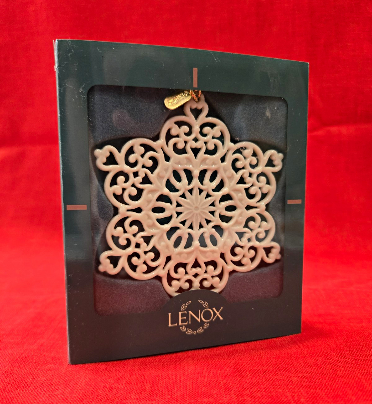 1998 Lenox Vintage Snow Fantasy Snowflake Ornament