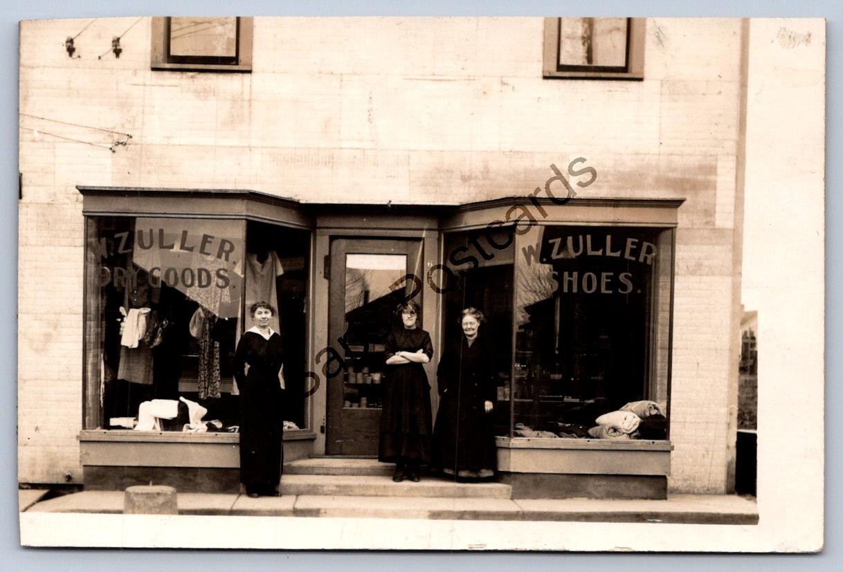 K67/ Greenville Michigan RPPC Postcard c1910 W. Zuller Shoe Store Staff 170 K67/ Greenville Michigan RPPC Postcard c1910 W. Zuller Shoe Store Staff 170