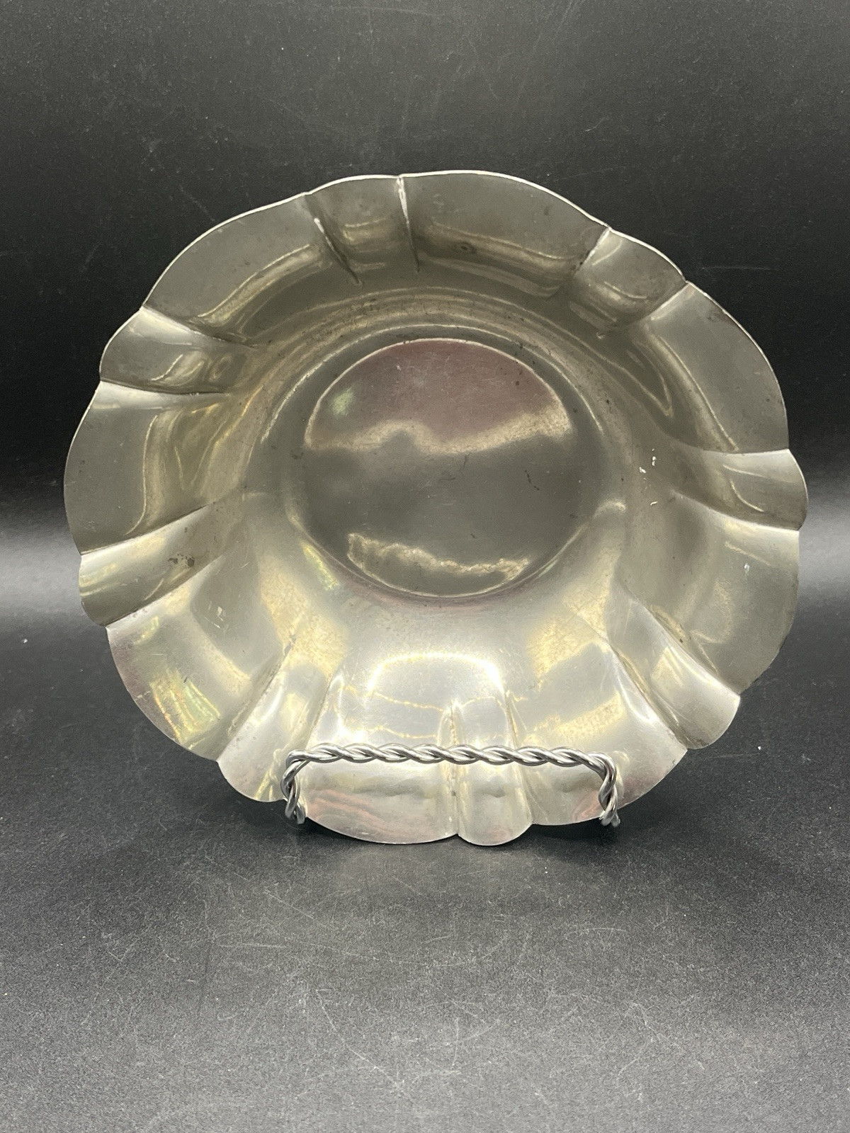 Genuine Pewter Bowl w/ Scalloped Edge 5.75\ Genuine Pewter Bowl w/ Scalloped Edge 5.75\