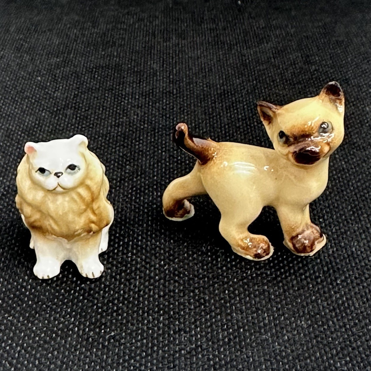 Lot 2 Bone China Ceramic Persian Cat Siamese Hagan Renaker Figurine Miniature