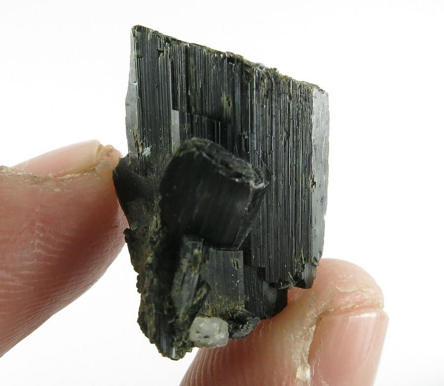 20 CARAT LUSTROUS BEAUTIFUL AEGIRINE CRYSTAL CLUSTER RARE FIND SPECIMEN @ PAK
