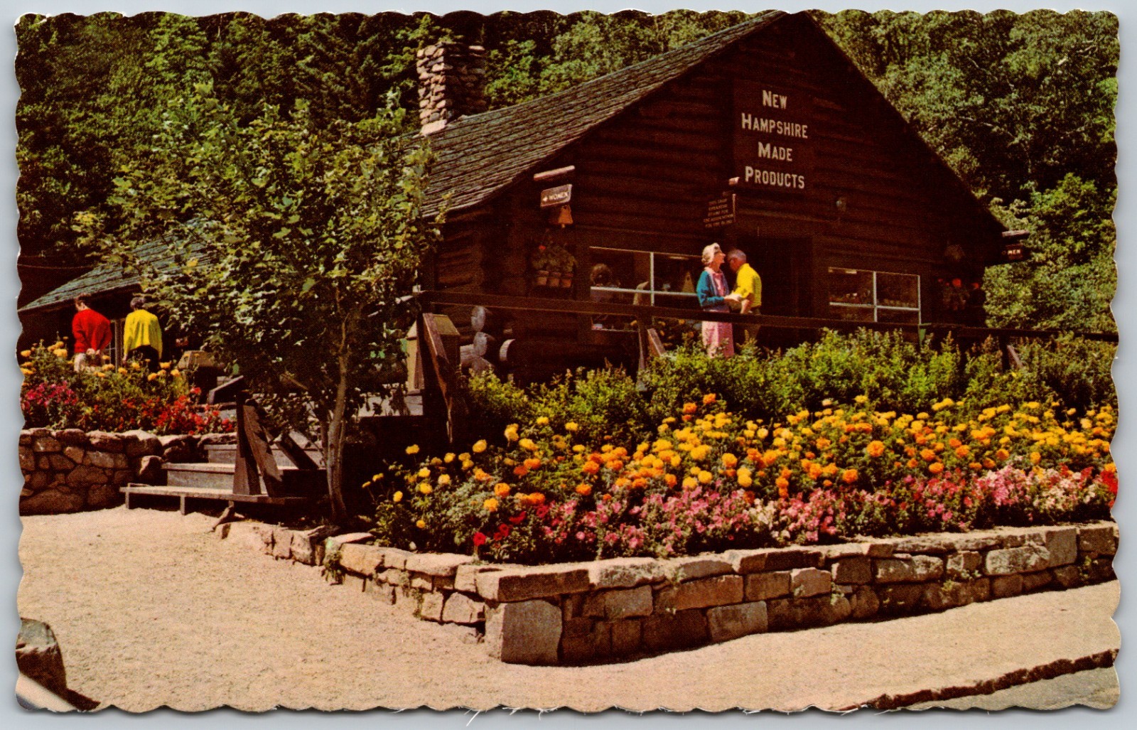 c1973 Gift Shop Crawford Notch New Hampshire VINTAGE Postcard 4945