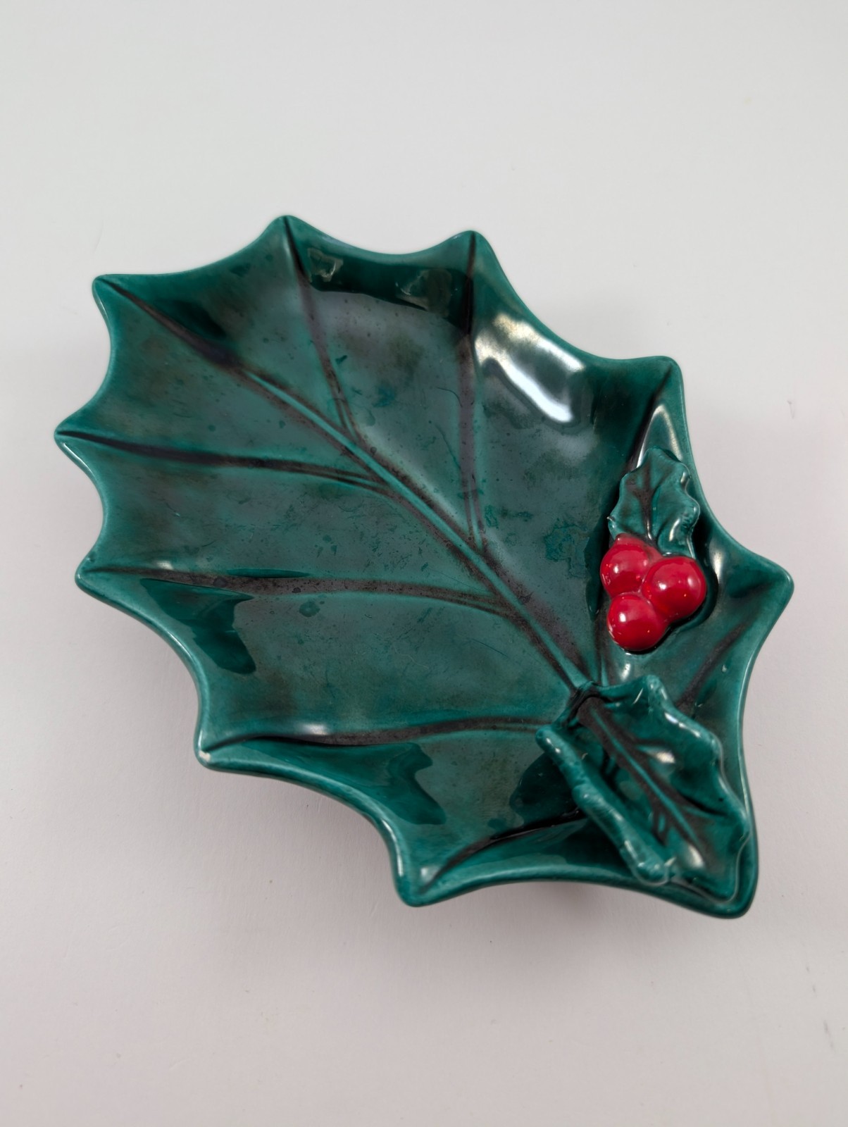 Vintage Lefton Holly Berry Leaf Shaped Christmas Dish #1347 7.25\