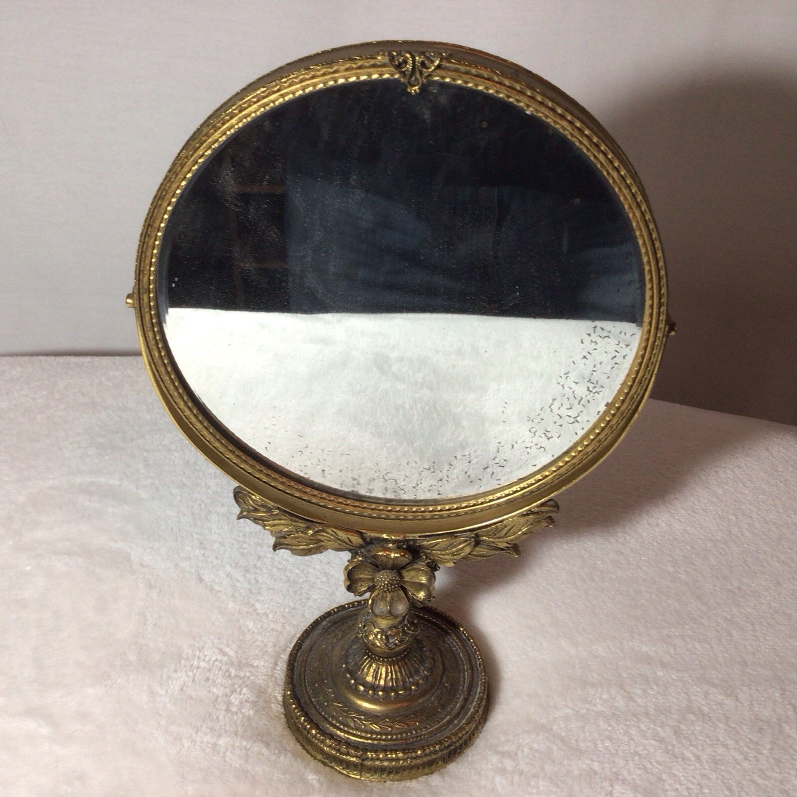 Vintage Ornate 14k Gold Gilt Floral Swivel Vanity Cosmetic Mirror Vintage Ornate 14k Gold Gilt Floral Swivel Vanity Cosmetic Mirror