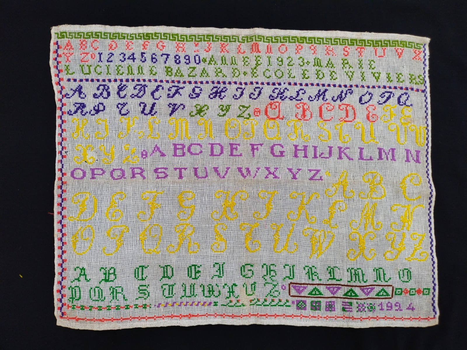 vintage fantastic embroidery alphabets sampler embroidered needlepoint it1502