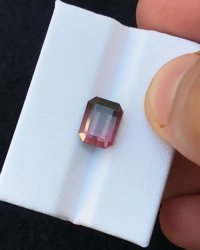 4.50 Ct Natural Reddish Transparent Tourmaline Gemstone
