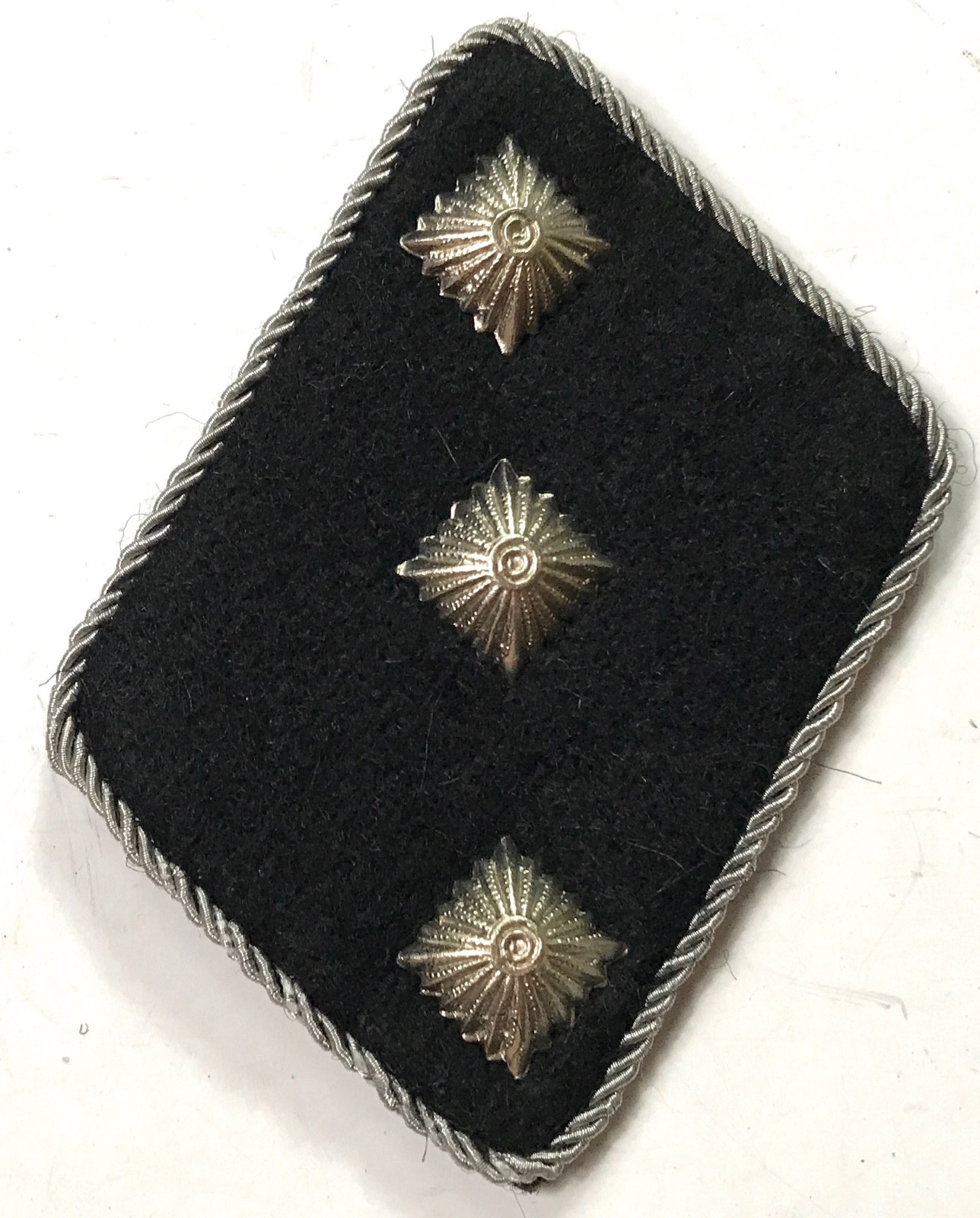 WWII GERMAN WAFFEN UNTERSTURMFÜHRER OFFICER COLLAR TABS