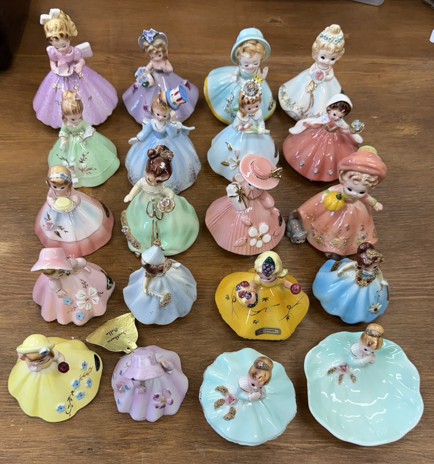Lot 20 VTG 1950s MCM JOSEF Originals Porcelain Figurines Kitschy Girls Dresses Lot 20 VTG 1950s MCM JOSEF Originals Porcelain Figurines Kitschy Girls Dresses