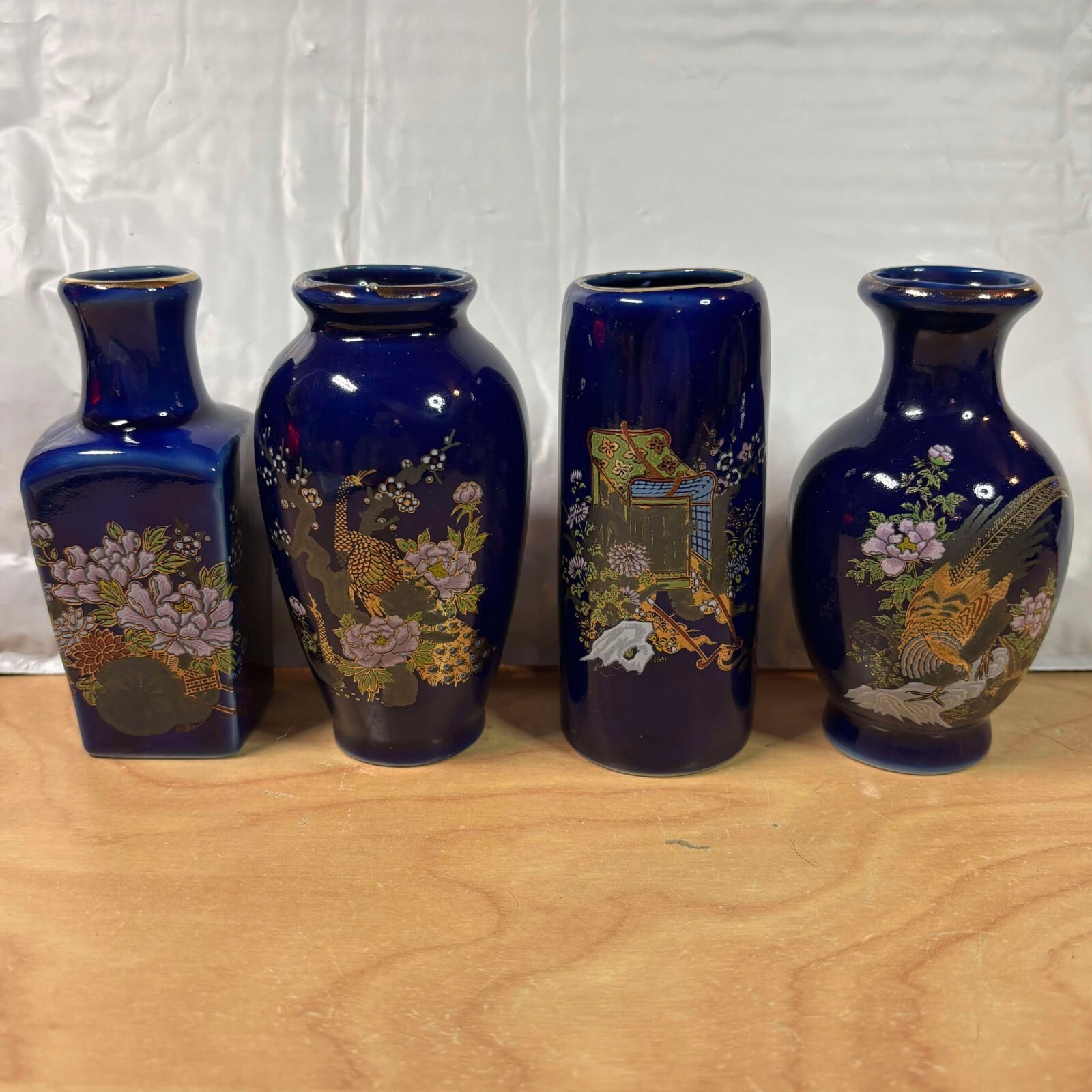 Vintage Miyako Japan Cobalt Blue Vases - Set of 4 - Gold Trim Mid-Century Vintage Miyako Japan Cobalt Blue Vases - Set of 4 - Gold Trim Mid-Century