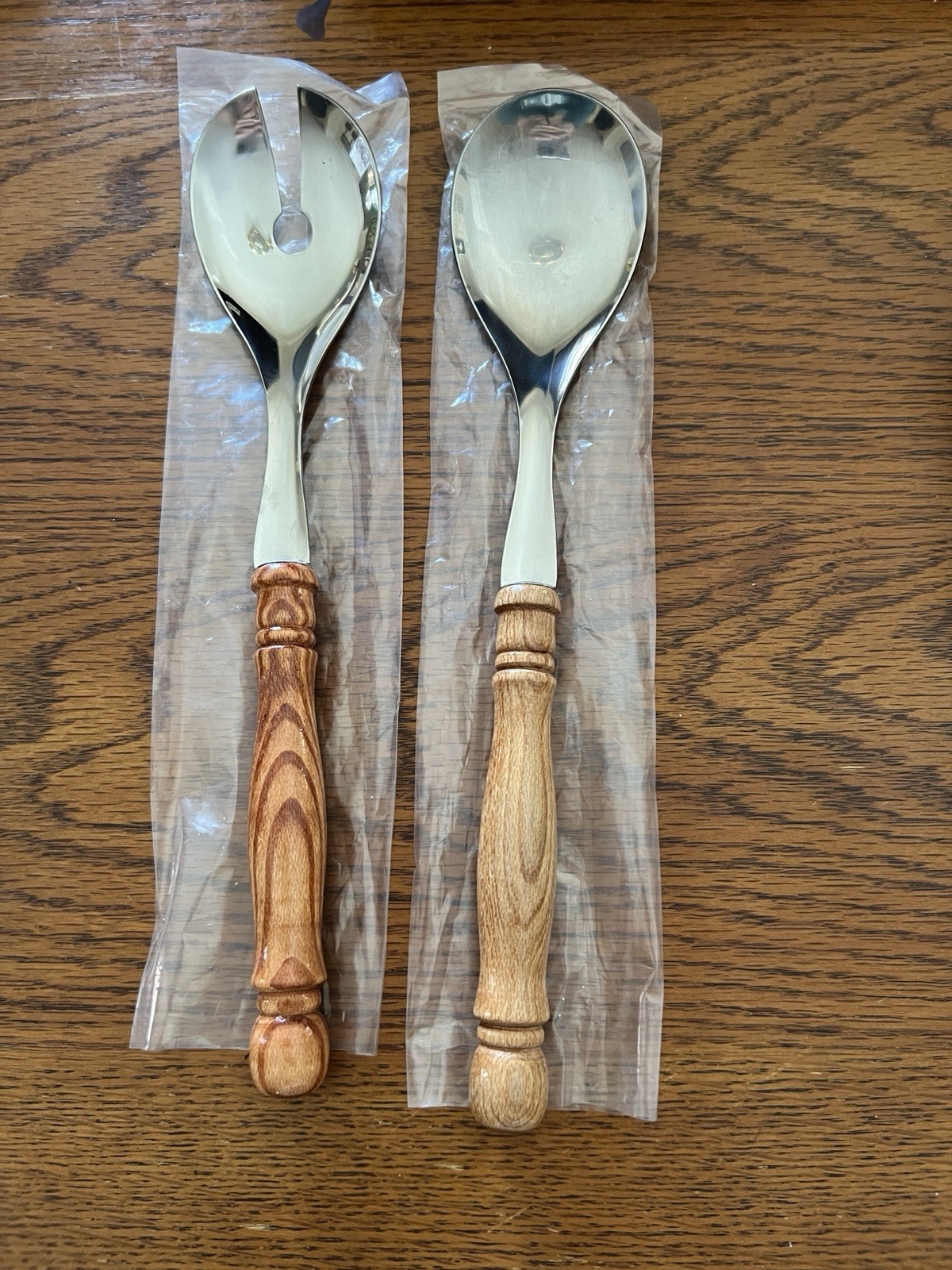 Salad Server Set Flatware Vtg Wood Spindle Wood Handle Stainless Taiwan Vtg