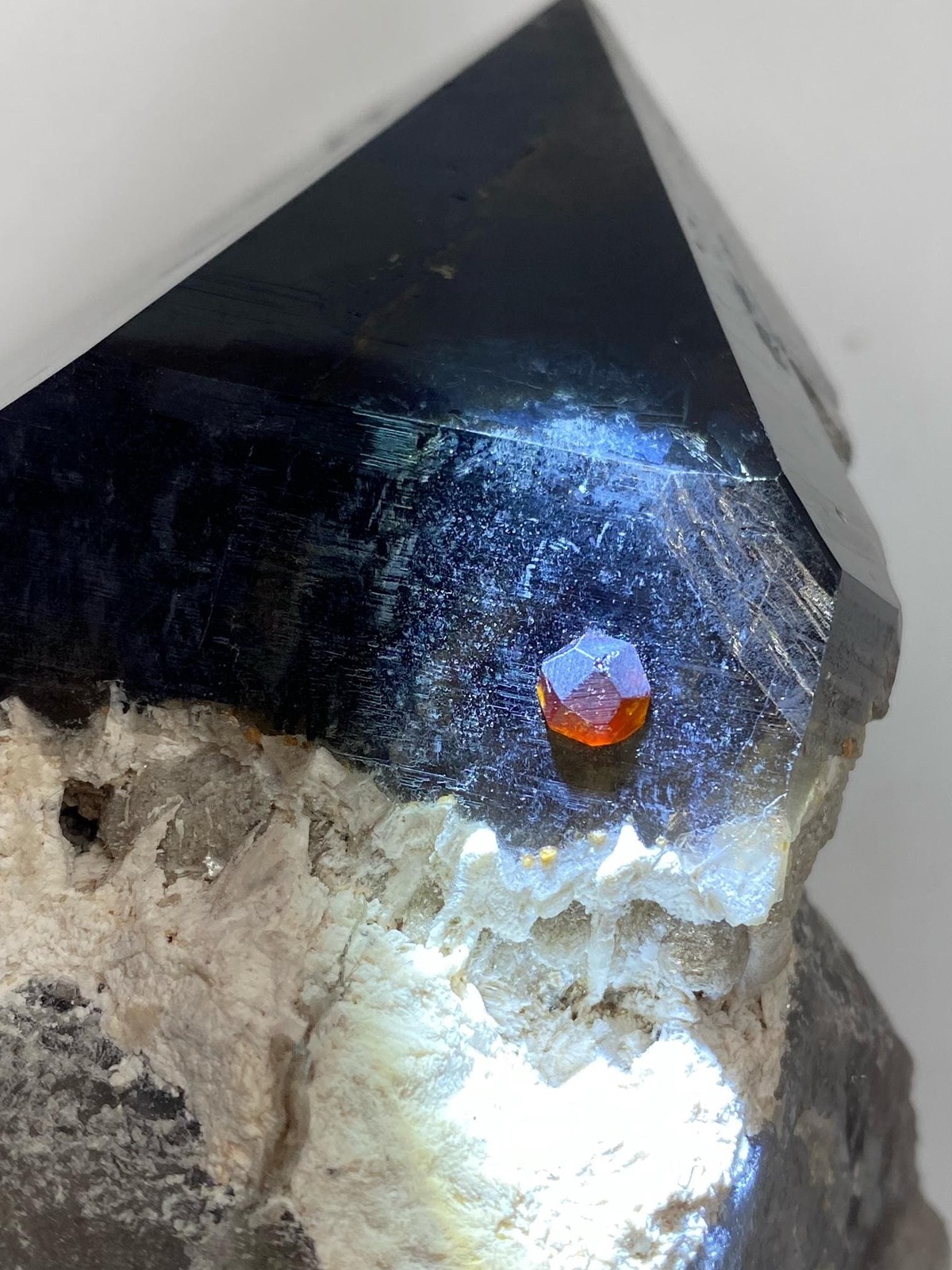 XL Deep Smoky Quartz Scepter with Orange Garnets **Self Standing** XL Deep Smoky Quartz Scepter with Orange Garnets **Self Standing**