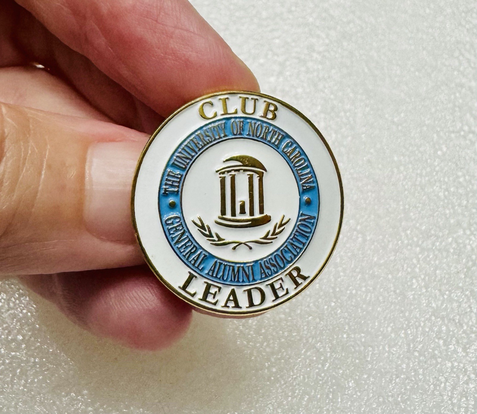 Vintage UNC University of North Carolina Tar Heels Alumni Club Leader Lapel Pin