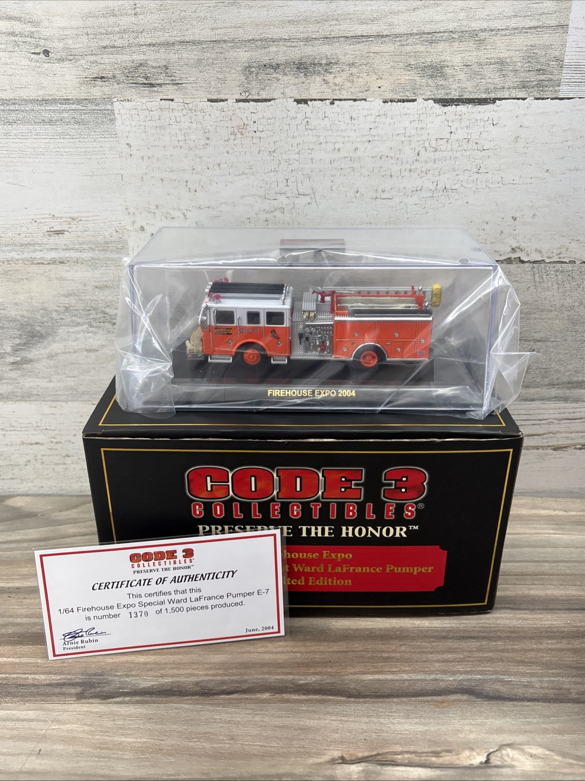 CODE 3 2004 FIREHOUSE EXPO WARD LAFRANCE PUMPER ENGINE #7 1/64 SCALE