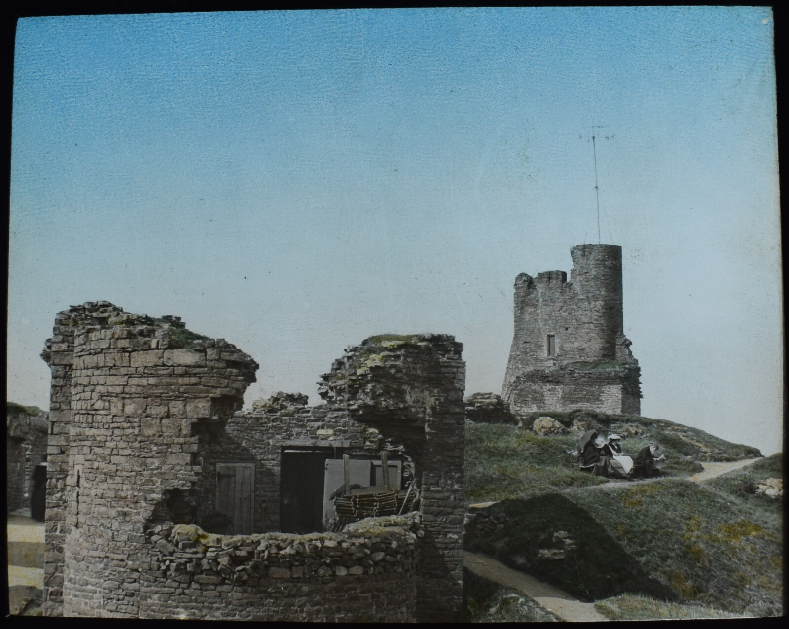ABERYSTWYTH CASTLE KEEP RUINS WALES C1890 TINTED Magic Lantern Slide PHOTOGRAPH
