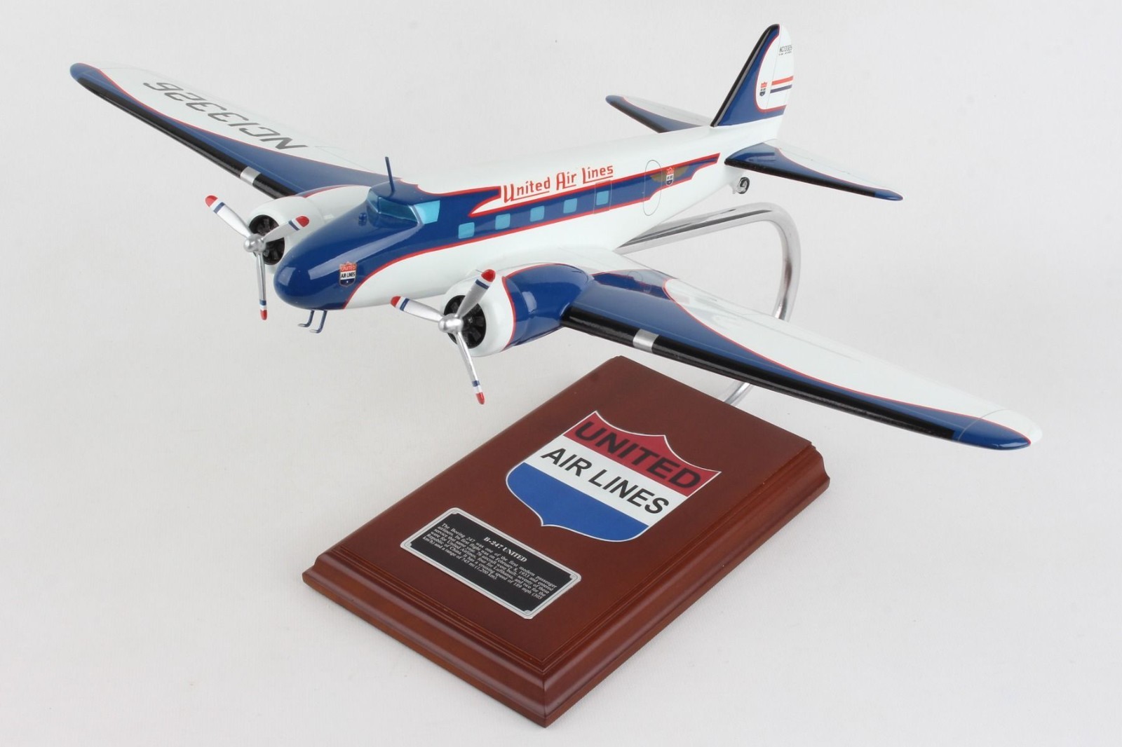 Boeing 247 B247 United Airlines airplane aircraft airplane model 1/72