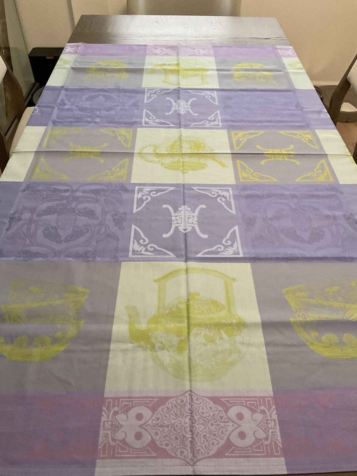 NWOT~LE JACQUARD FRANCAIS PRIMROSE BORDIER~SQUARE TEA-PARTY TABLECLOTH 69x69”
