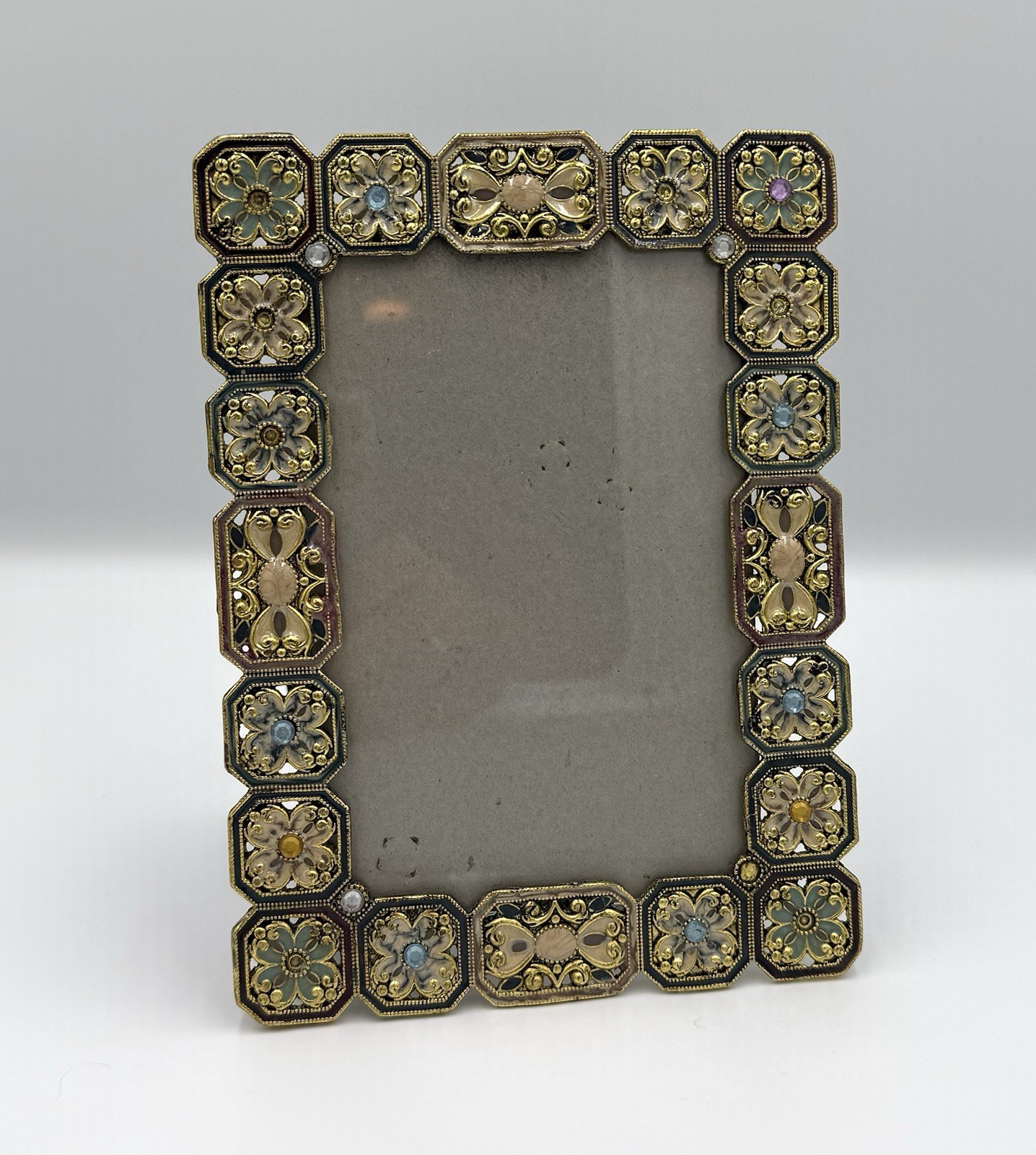 VTG Ornate Ivory Enamel Rhinestone Jeweled Picture Frame 4x6 Victorian Style