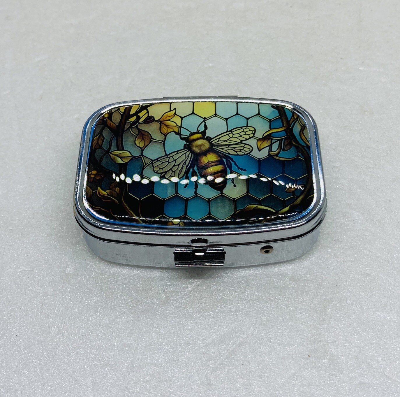 Vintage Enamel Metal Make Up Box & Mirror Bee And Honey Comb Art Design C3