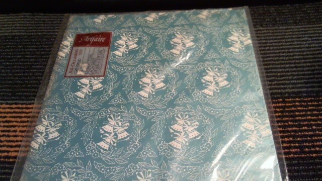 VINTAGE ARTFAIRE GIFT WRAP WRAPPING PAPER - 2 SHEETS - WEDDING BELLS