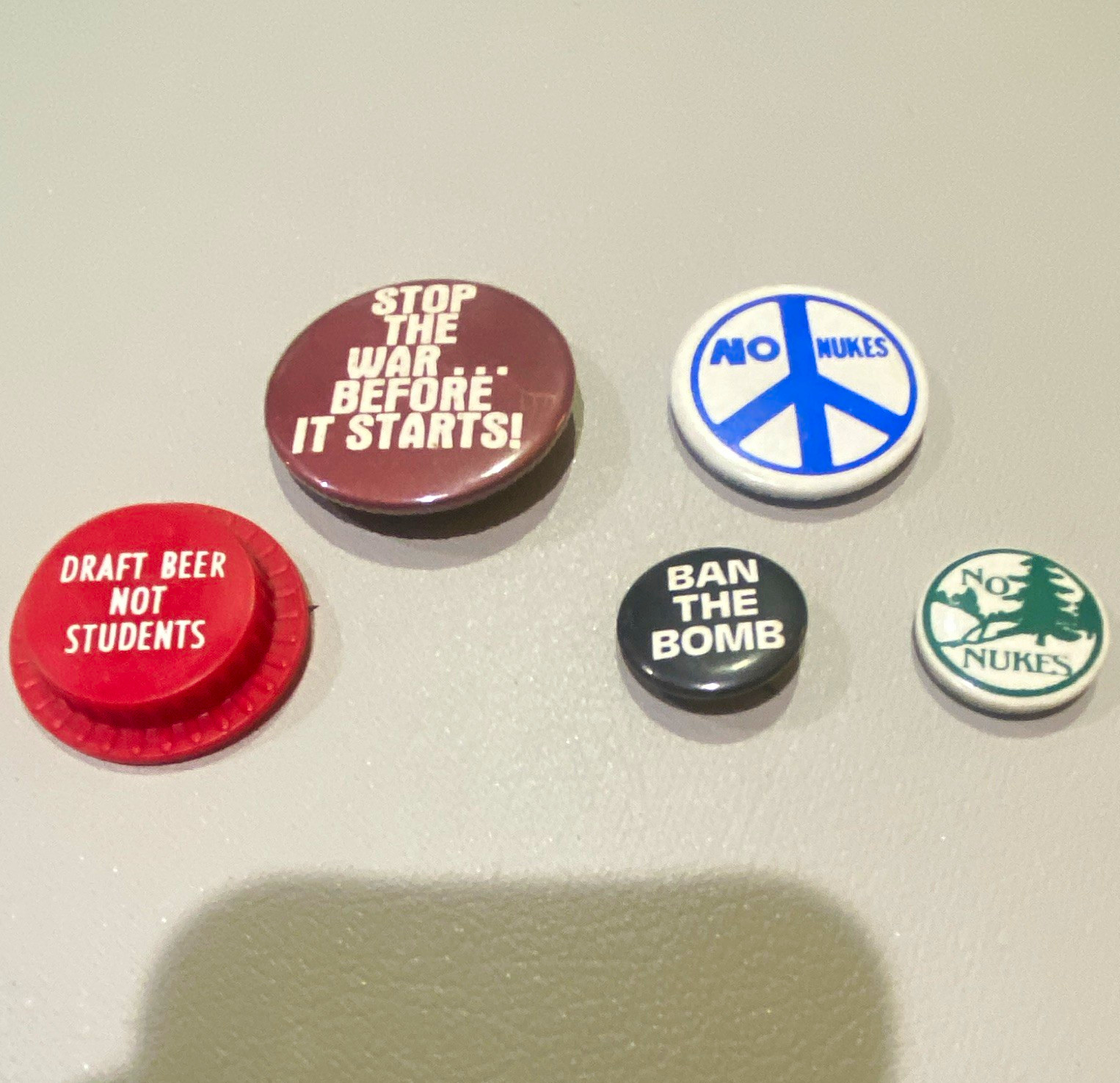 Lot of 5 US Politics Peace & Anti-War Pinback Buttons Stop War No Nukes