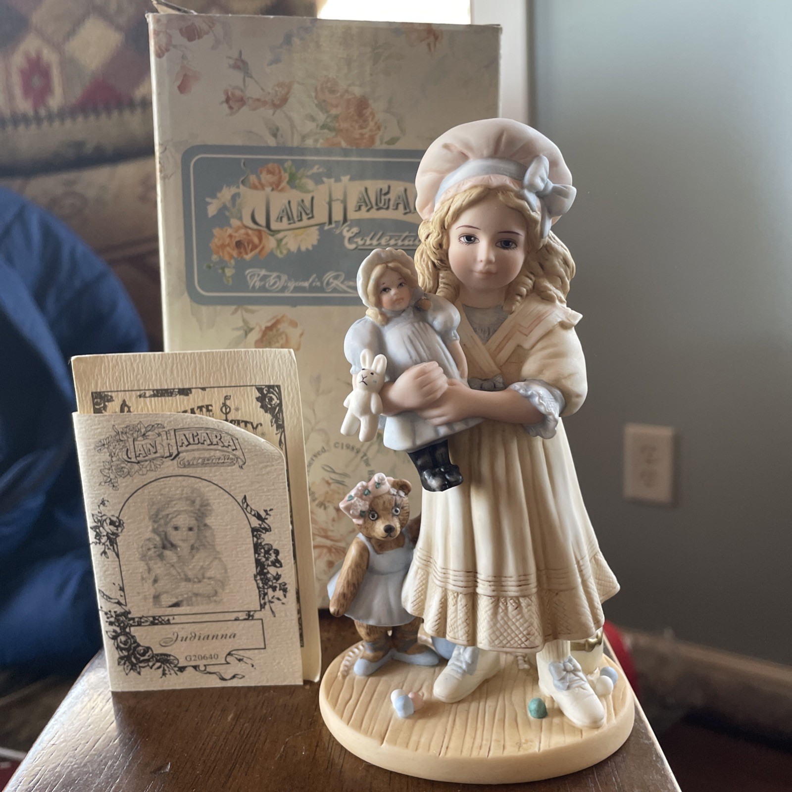 Jan Hagara “Judianna” Figurine. Im G20640 836/6000. Georgetown Series - 1998
