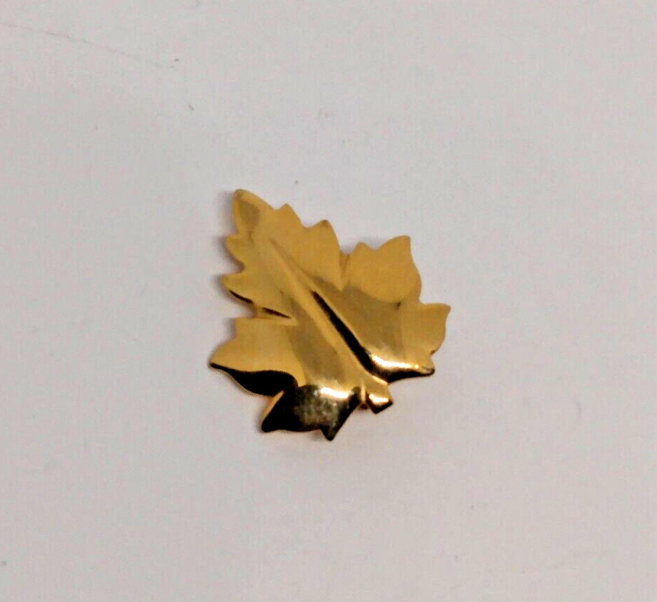 Gold Tone Leaf Small Lapel Pin