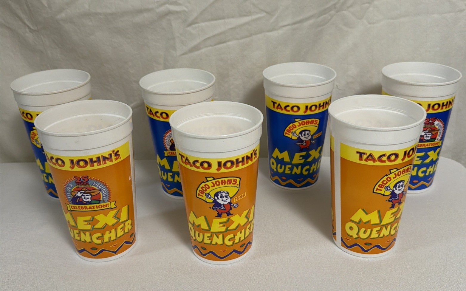 7 x Taco Johns 25th Anniversary Mexi Quencher Drinking Cups Large Plastic 1994