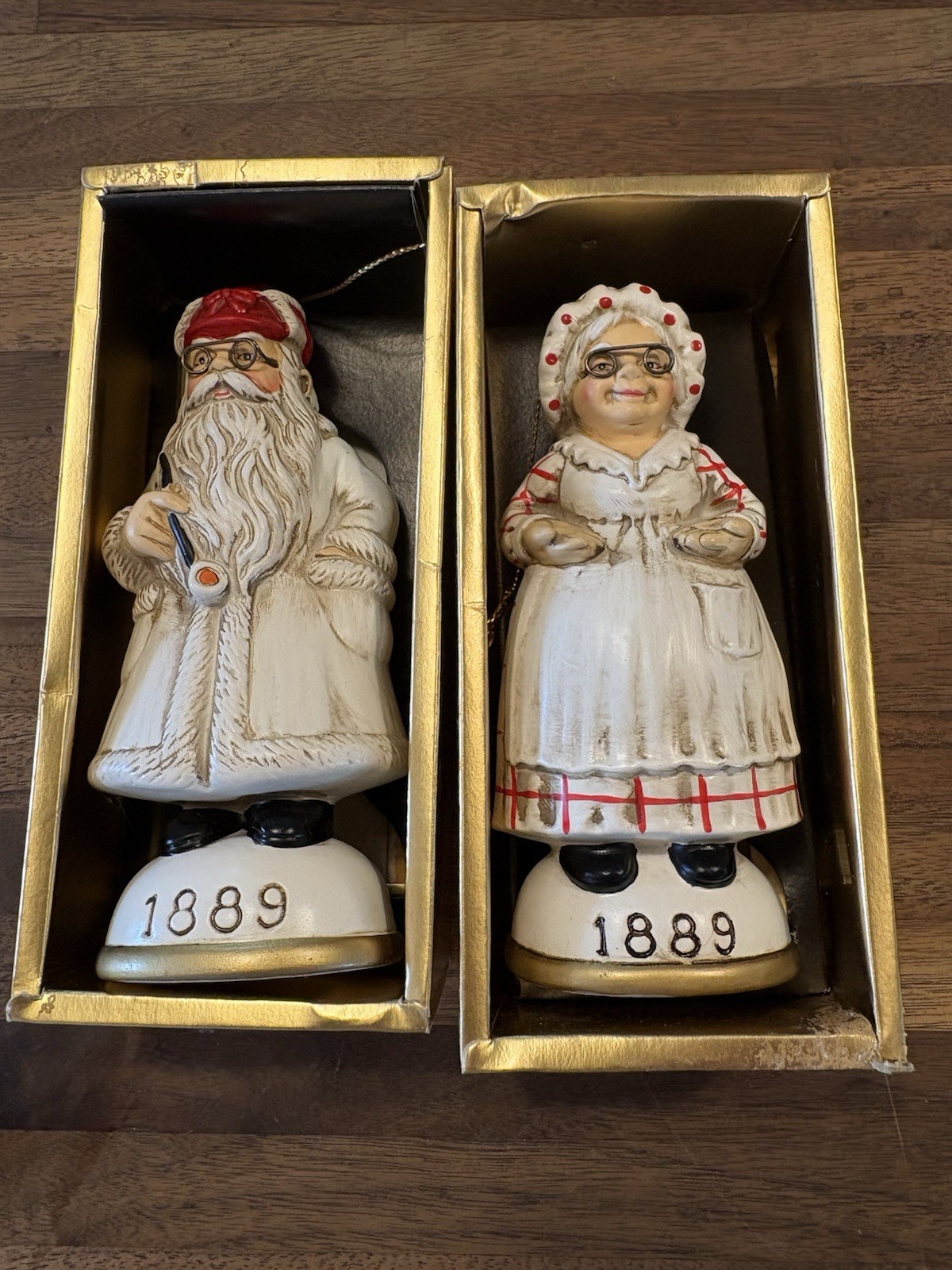 VTG Memories Of Santa Christmas Ornament w/Box & Inserts  \