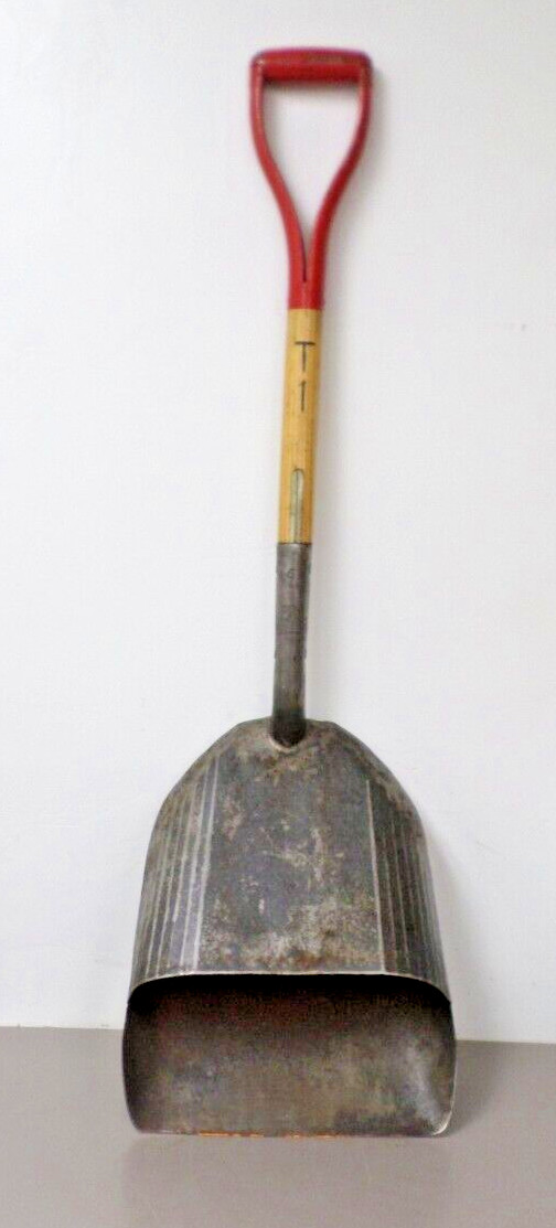 Wood\'s BIG FIST Shovel No. 6