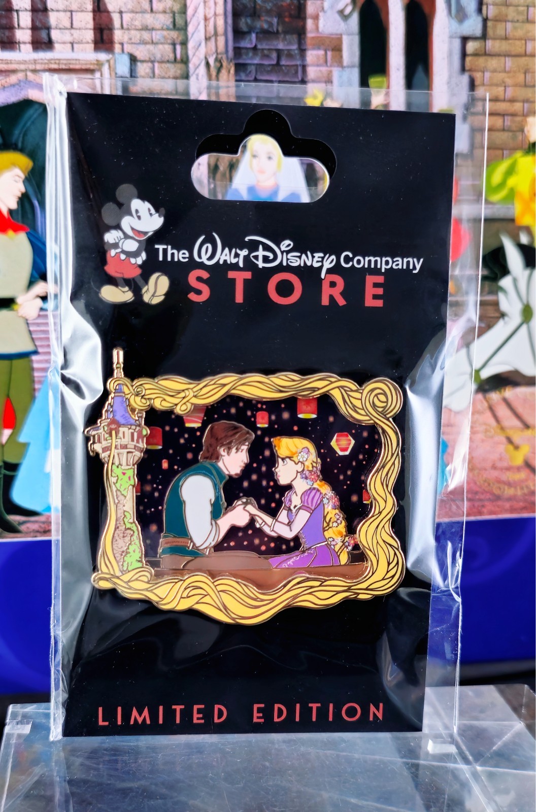 Disney TWDC Store Pin Tangled 15th Anniversary I see the Light Flynn Rapunzel