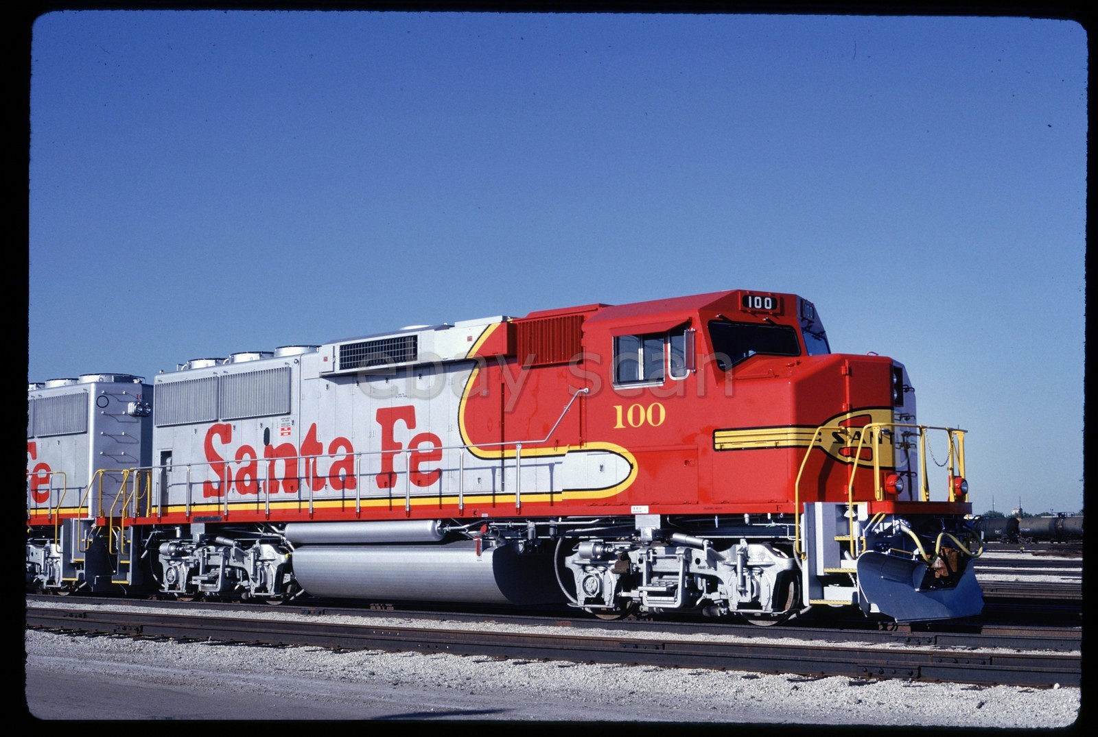 Original Slide - ATSF Santa Fe 100 GP60M Brand-New Chicago IL 5-18-90