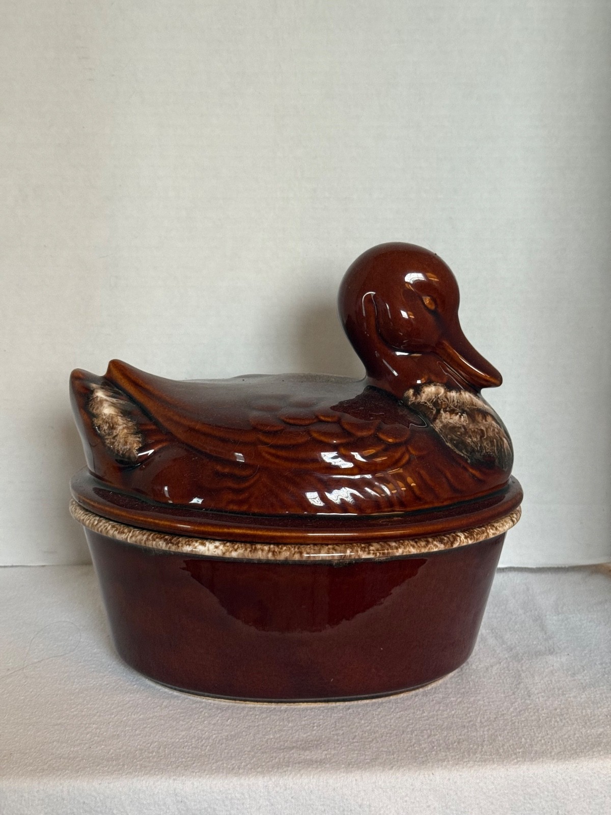 Vintage Hull Pottery Brown Duck Covered Casserole Oven Baking Dish W/ Lid