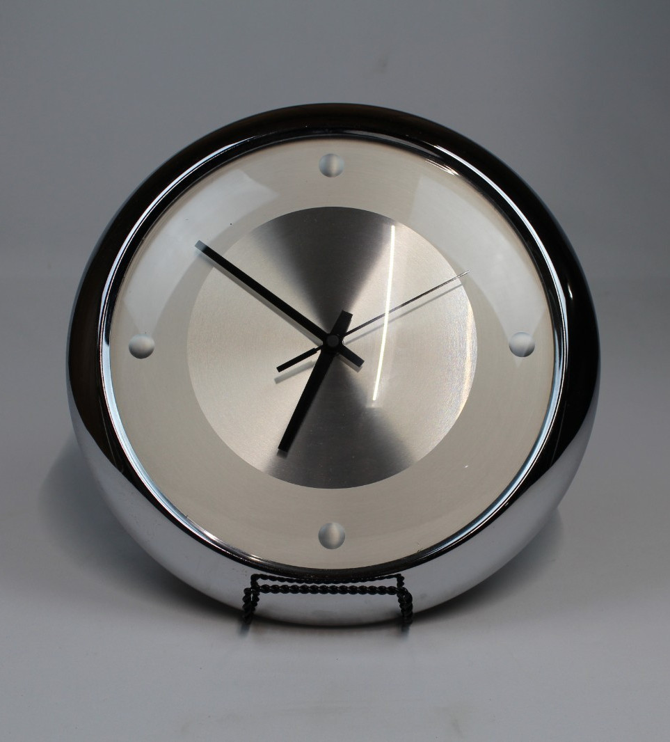 Vintage 1980’s ICHIKO Chrome Body Brushed Aluminum Wall Clock 12” Tested Works