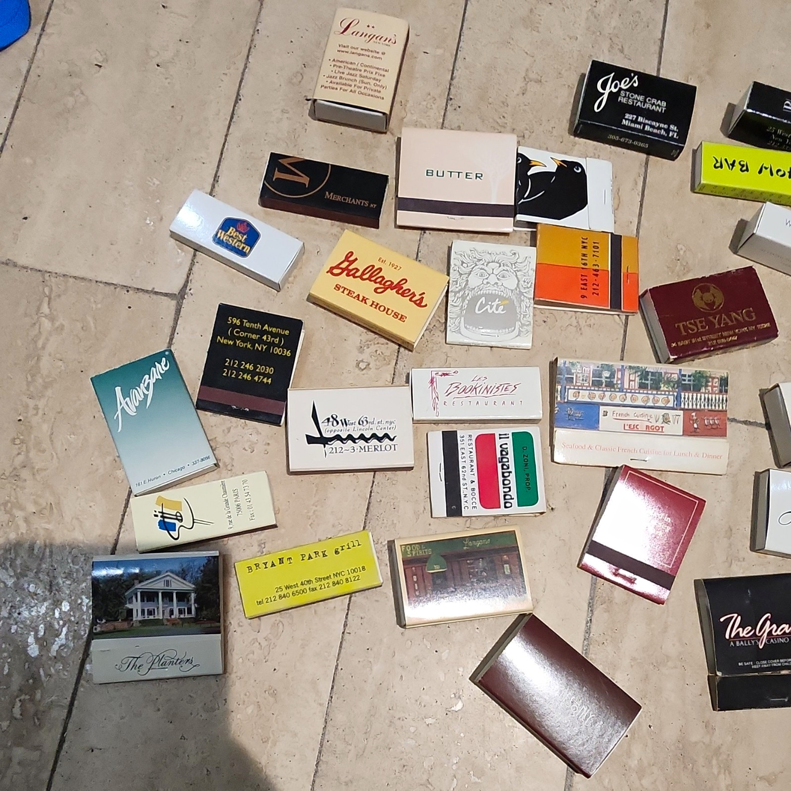 Vintage Restaurant & Bar Advertising Matchbooks Lot: Tse Yang, L\'Escargot + More