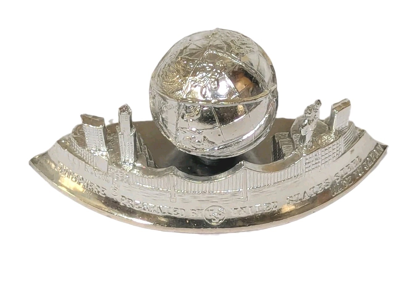 1964-65 New York World's Fair Souvenir ~ Unisphere Metal Paperweight Collectible 1964-65 New York World's Fair Souvenir ~ Unisphere Metal Paperweight Collectible