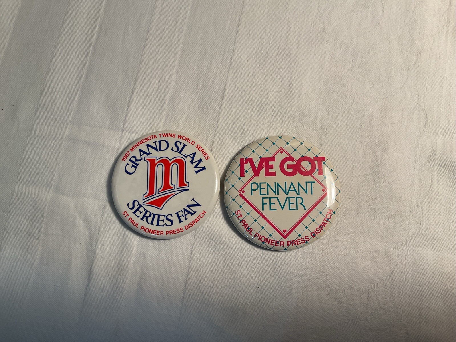 1987 MN Twins Grand Slam Series / I’VE GOT PENNANT FEVER  St Paul PP Button Pins