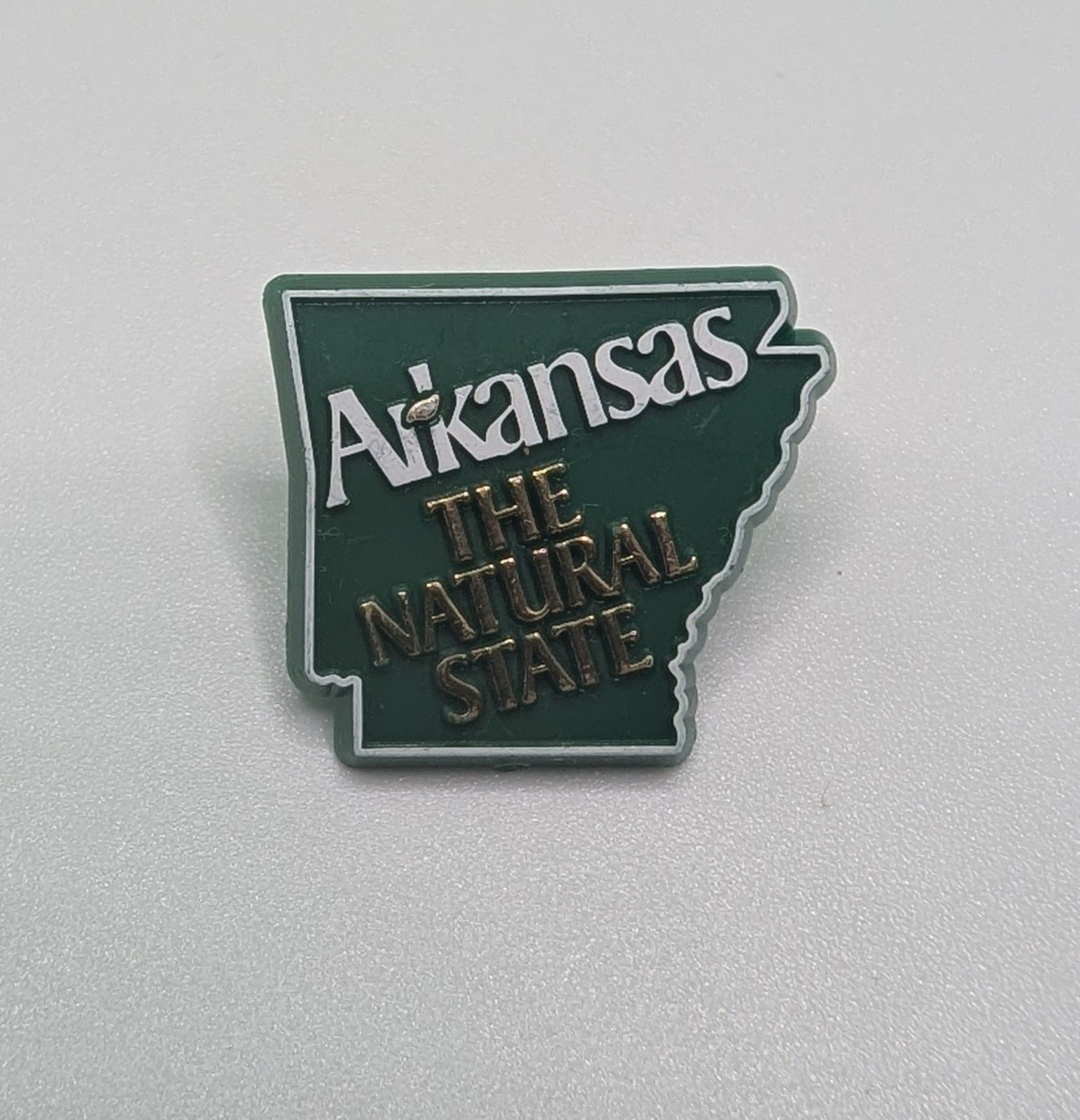 Arkansas The Natural State Green Map Outline Plastic Lapel Pin