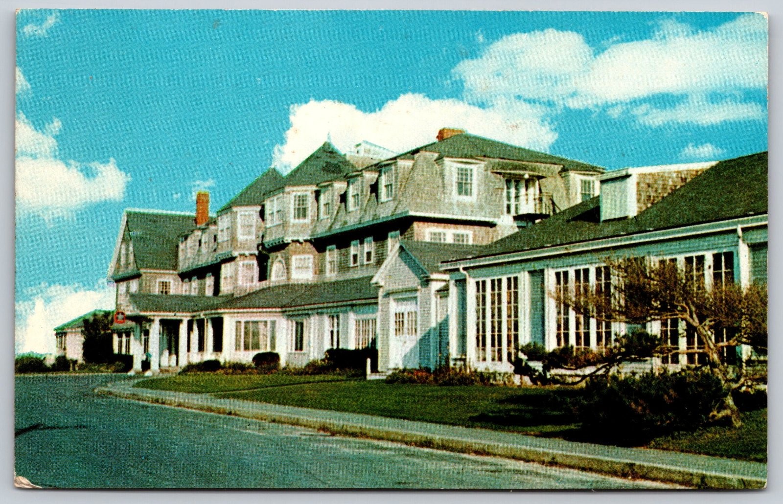 Wianno Club Wianno Cape Cod Massachusetts Tichnor Lusterchrome Postcard PC290 Wianno Club Wianno Cape Cod Massachusetts Tichnor Lusterchrome Postcard PC290