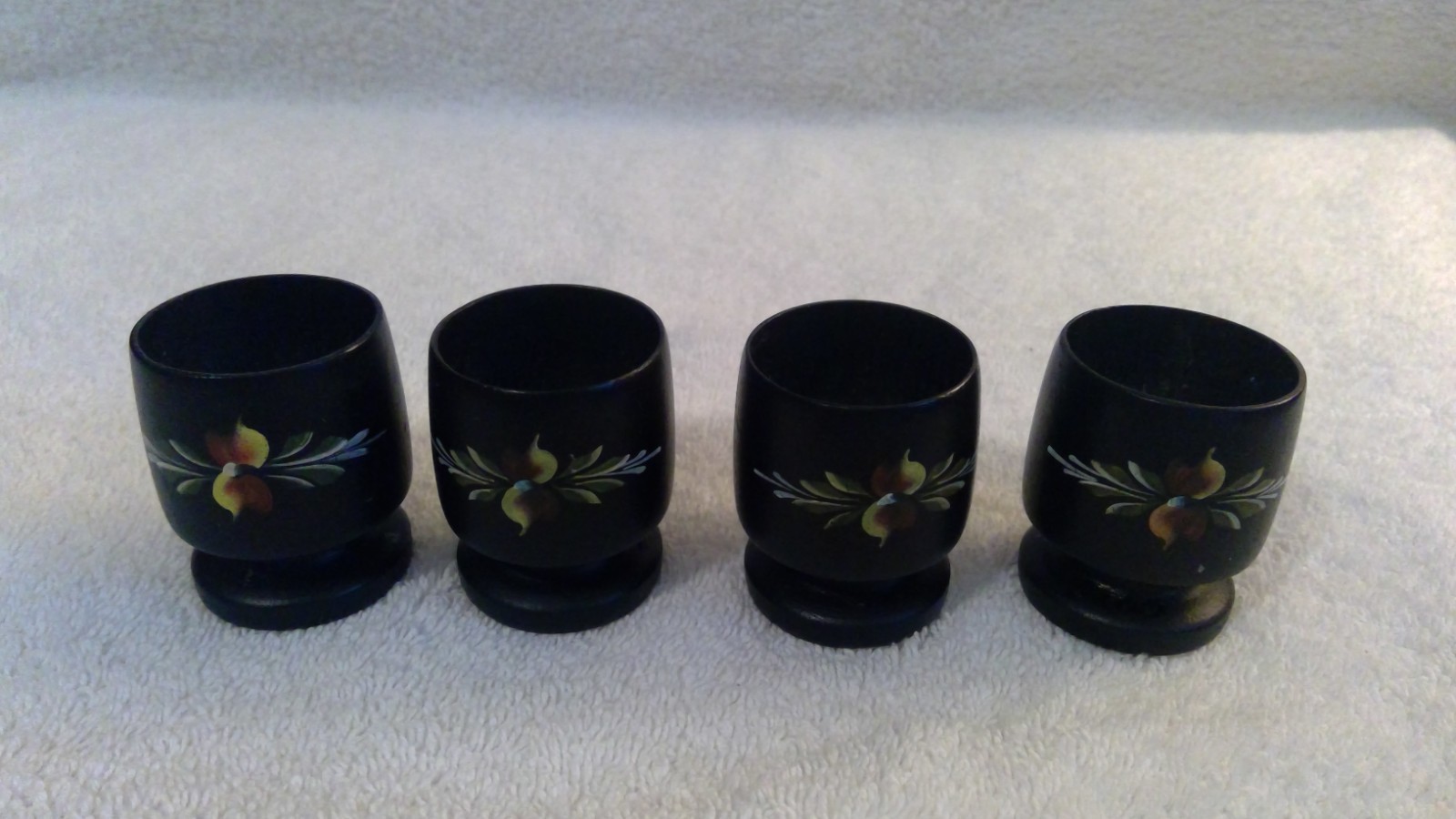 Set of 4 Vintage Nordic Black Egg Cups, Painted Design Front, Words Back, EUC