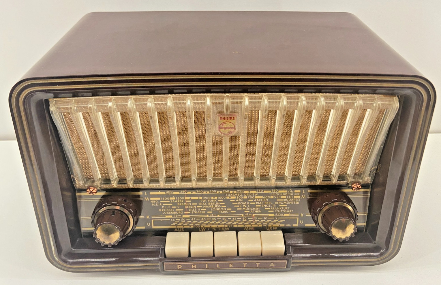 Vintage Philips Philetta B2D23A Tube Radio MCM German Audio Great Shape Tested Vintage Philips Philetta B2D23A Tube Radio MCM German Audio Great Shape Tested