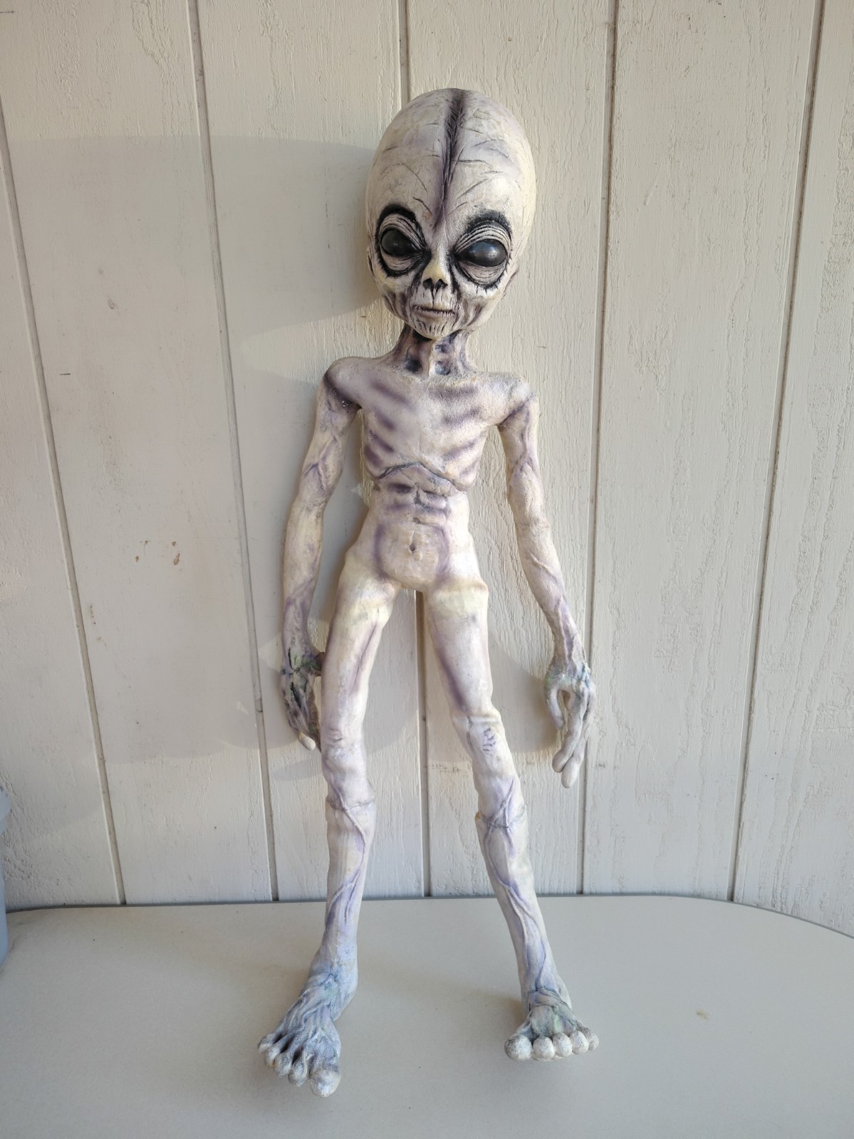 VTG Boyd Bushman Alien Prop Area 51 Life Size 36\
