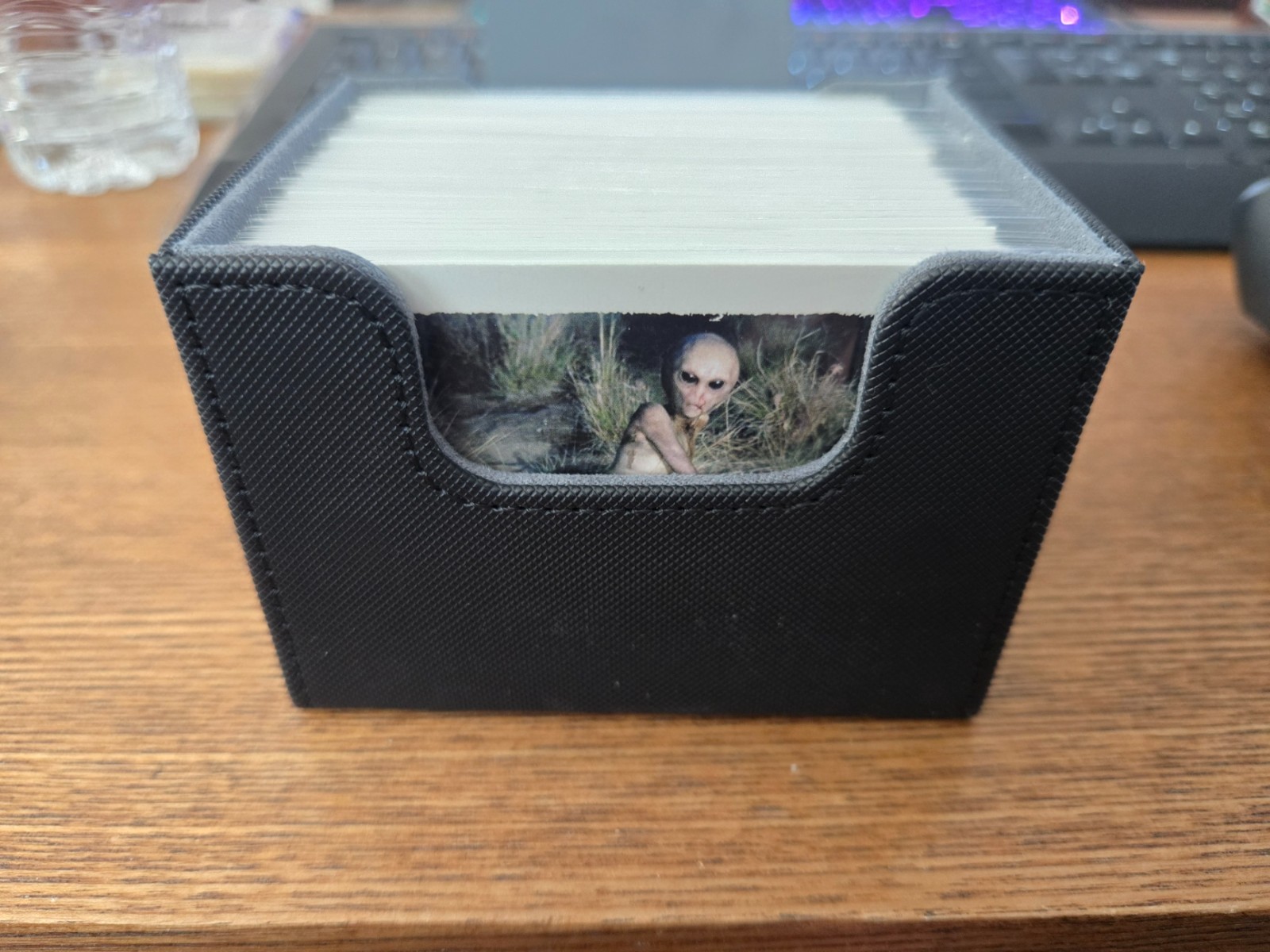 2018 rittenhouse X-files Season 10 & 11 base set, 1-96 w/Case 2018 rittenhouse X-files Season 10 & 11 base set, 1-96 w/Case