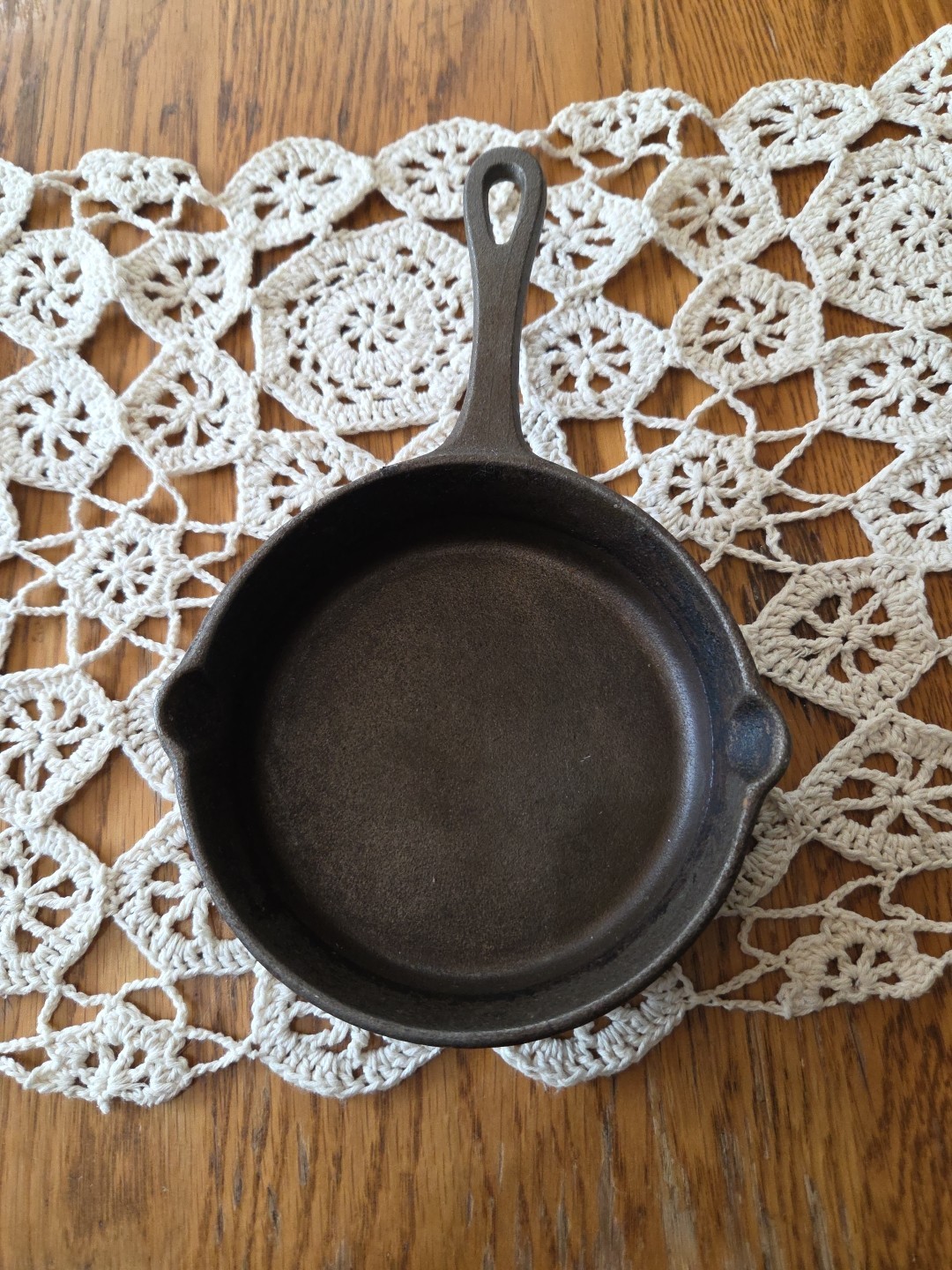 Mini Cast Iron Skillet, 5 1/2 Inches. Mini Cast Iron Skillet, 5 1/2 Inches.