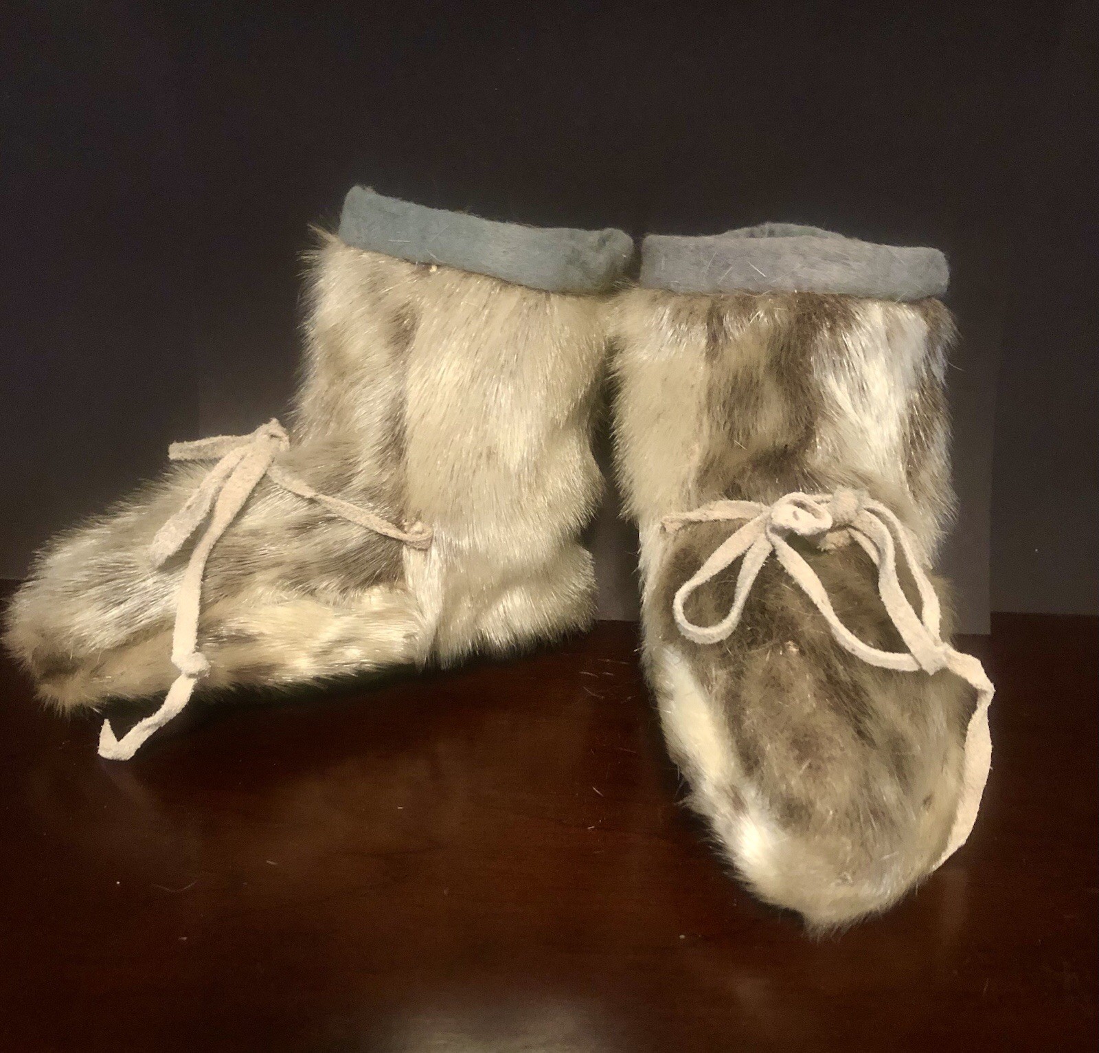 Vintage Alaskan Inuit Mukluks Toddler Size 7-8 Authentic 🦭 skin fur handmade