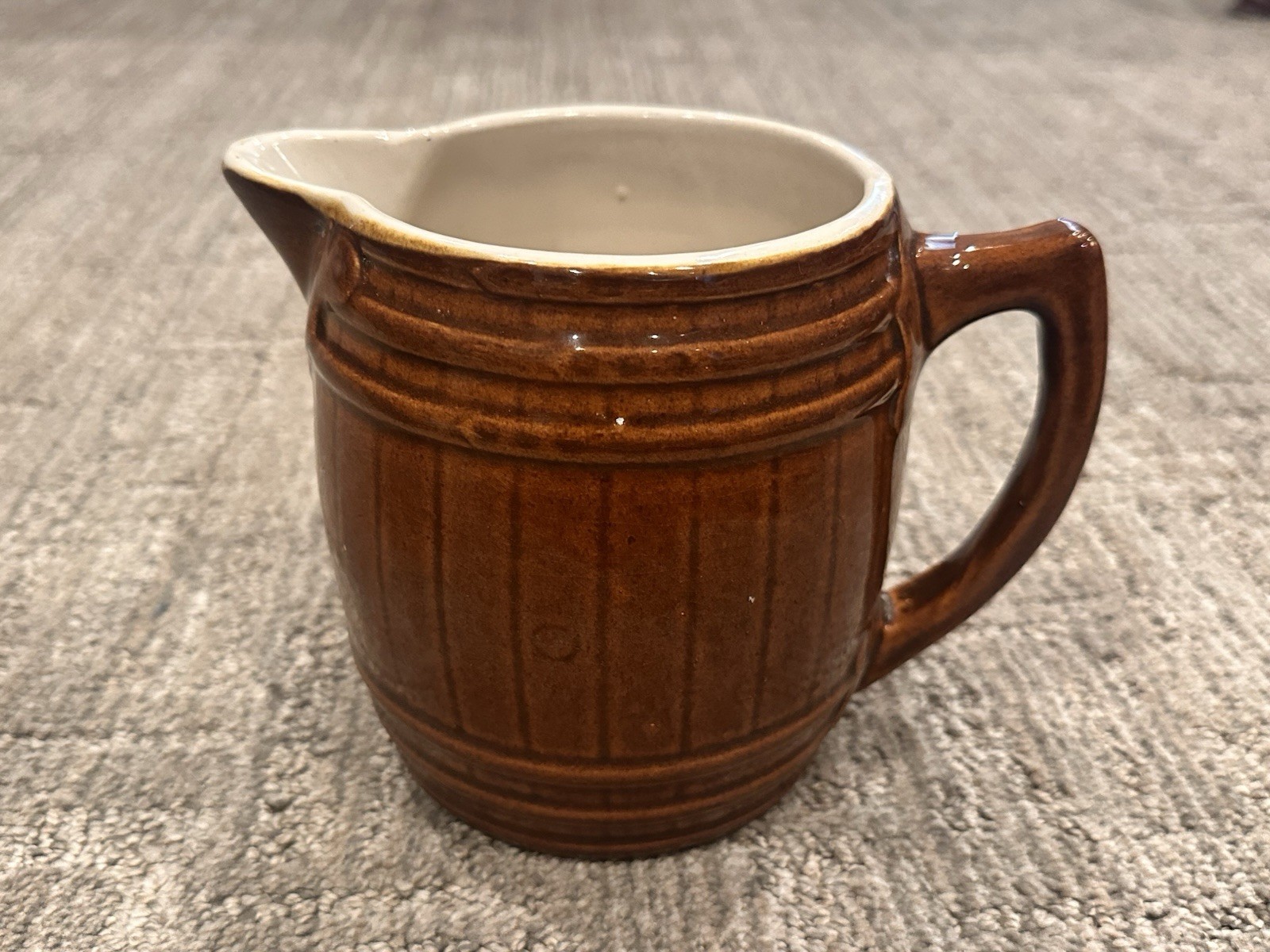 UHL Pottery Huntingburg IN RUSTIC BROWN BARREL 5.5\